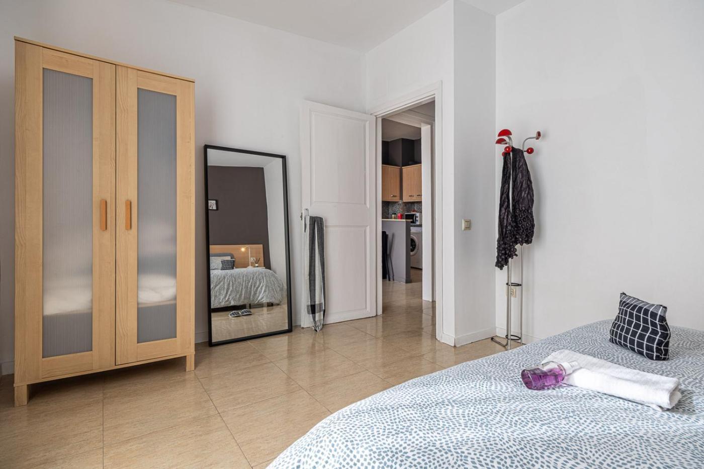 Urban Center Apartments Tarragona Luaran gambar
