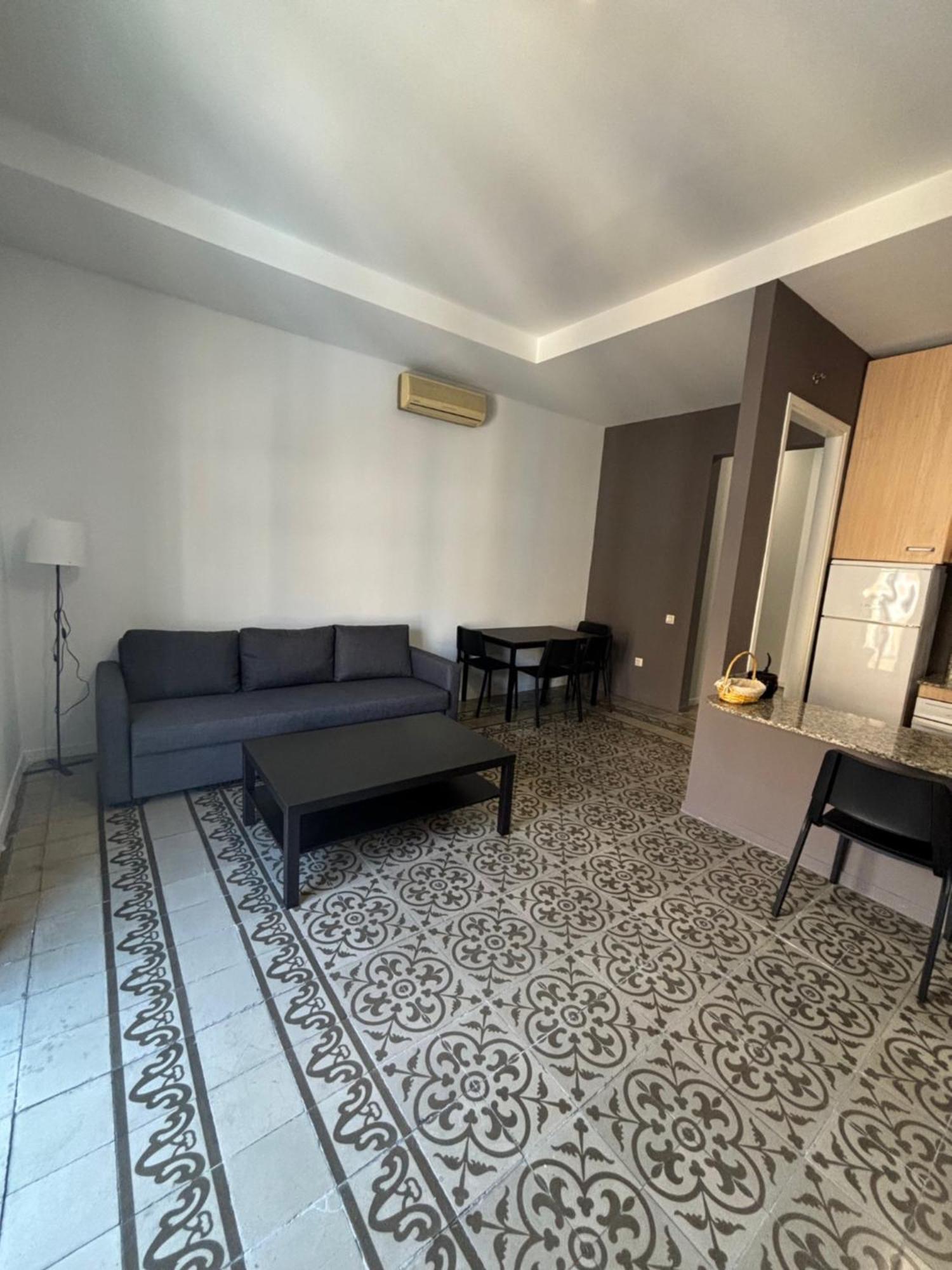Urban Center Apartments Tarragona Luaran gambar
