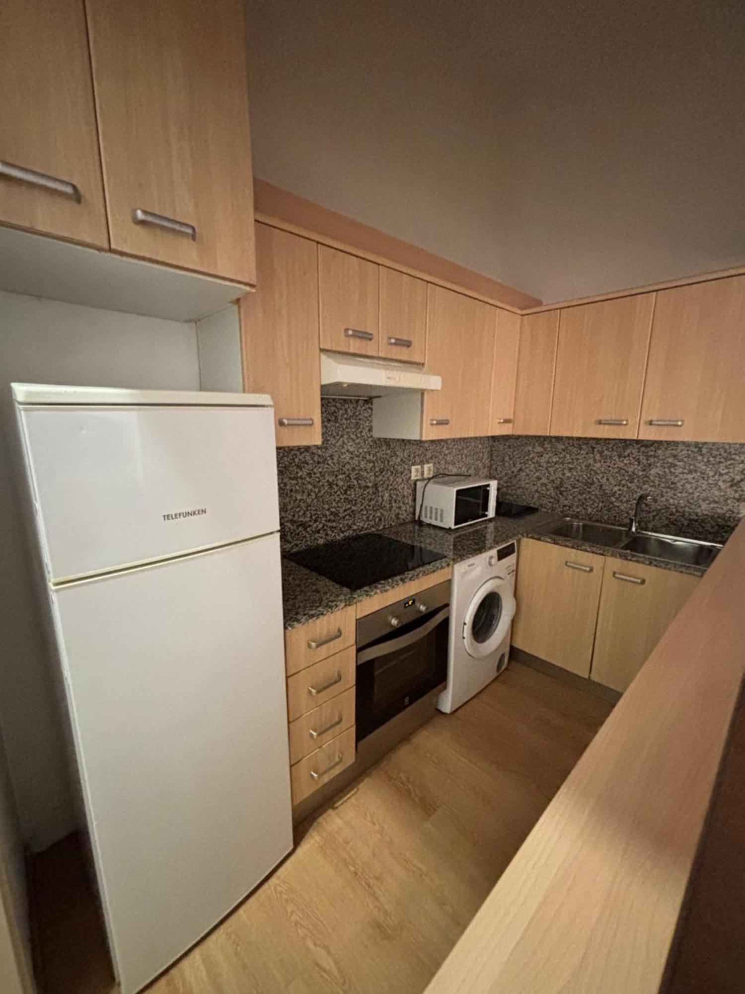 Urban Center Apartments Tarragona Luaran gambar