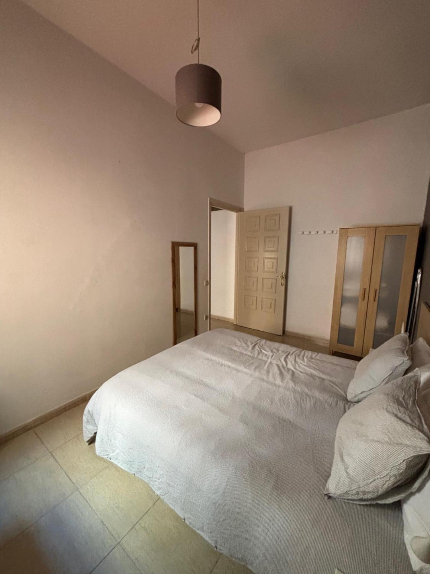 Urban Center Apartments Tarragona Luaran gambar