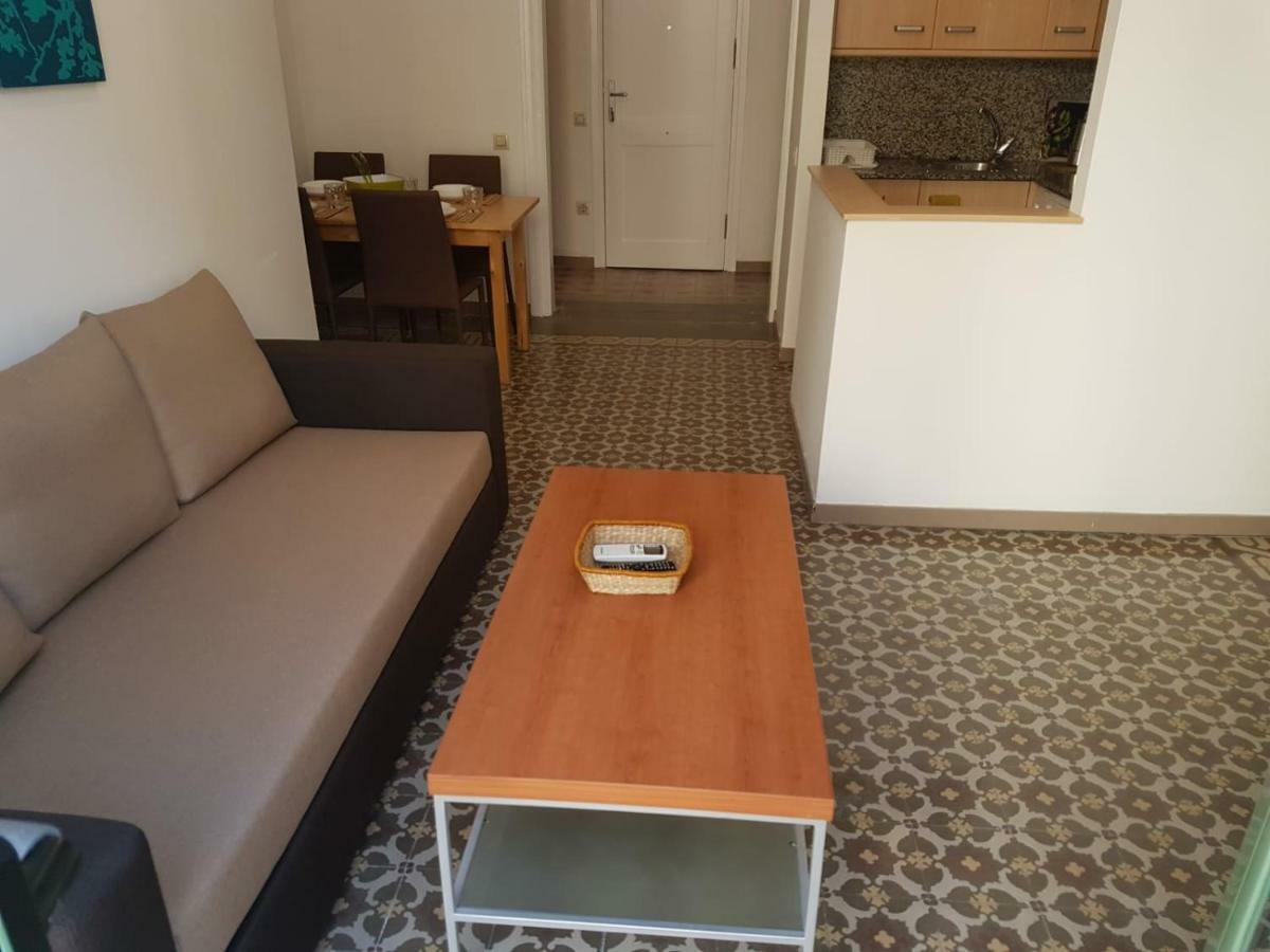 Urban Center Apartments Tarragona Luaran gambar
